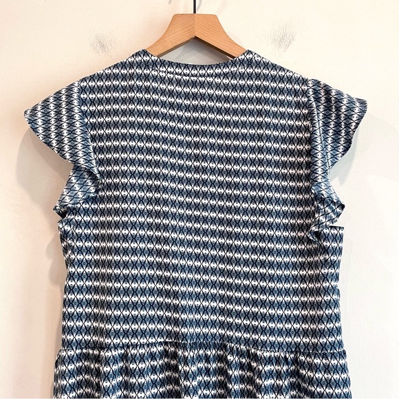 Banana Republic Factory Flutter Sleeve Tiered Swing Shift Dress - Picture 9 of 10